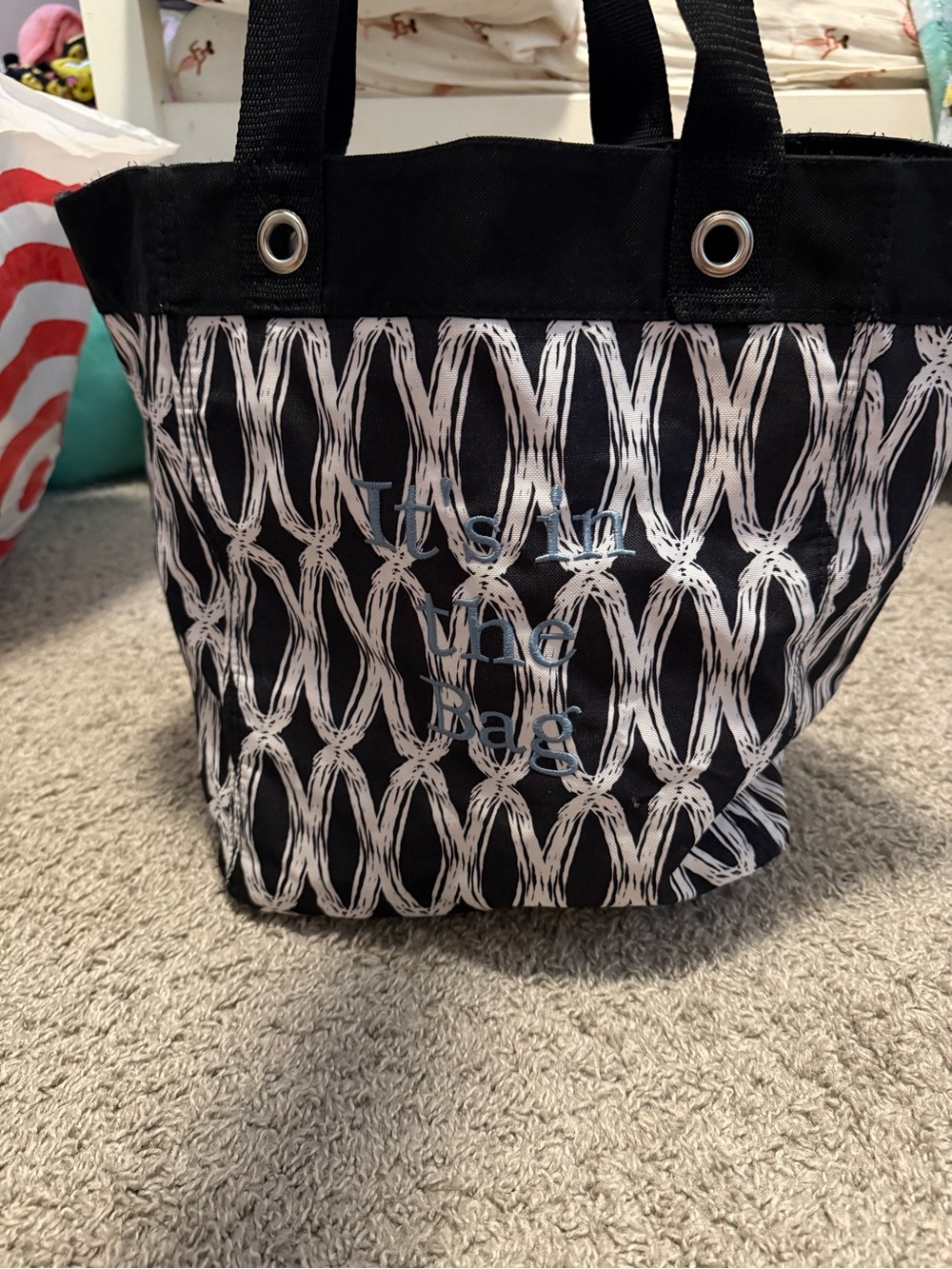 31 grocery Bag Black & White Patterned